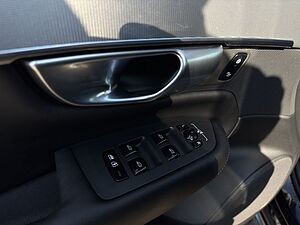 Volvo  Plus Bright
