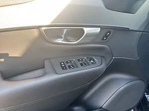 Volvo  Plus Bright