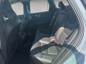 Volvo  Momentum Pro