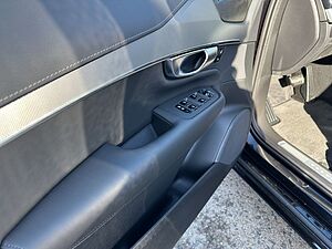 Volvo  Plus Bright