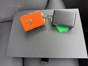 Volvo  Plus Bright