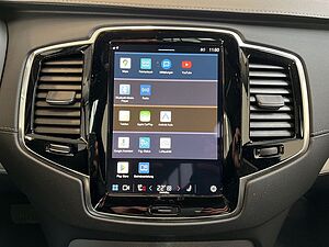 Volvo  Ultimate Dark