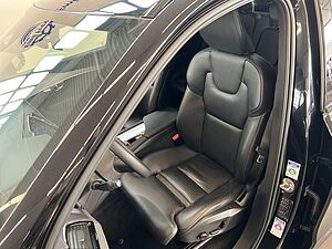 Volvo  Ultimate Dark