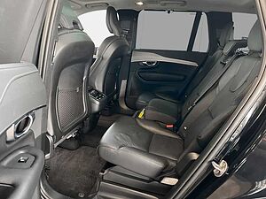 Volvo  Ultimate Dark