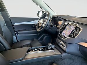 Volvo  Ultimate Dark