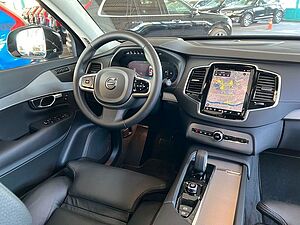 Volvo  Ultimate Dark