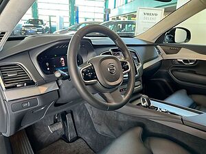 Volvo  Ultimate Dark