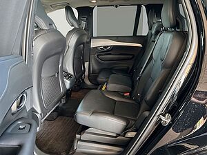 Volvo  Ultimate Dark