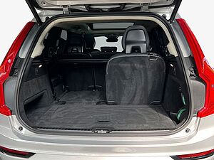 Volvo  Ultimate Dark