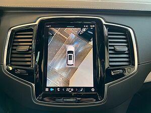 Volvo  Ultimate Dark