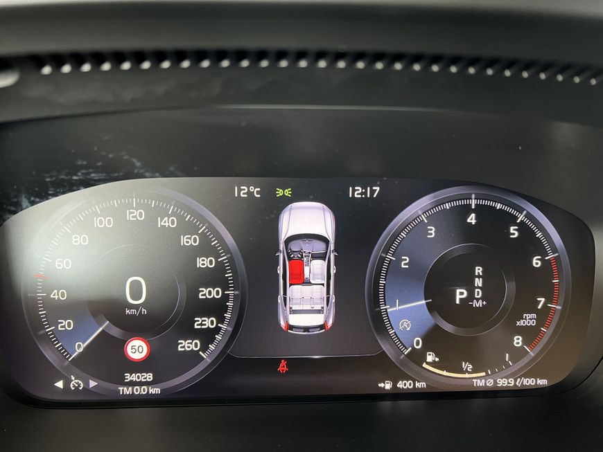 Volvo  Momentum Core