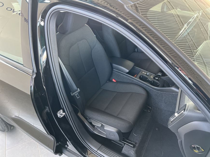 Volvo  Momentum Core