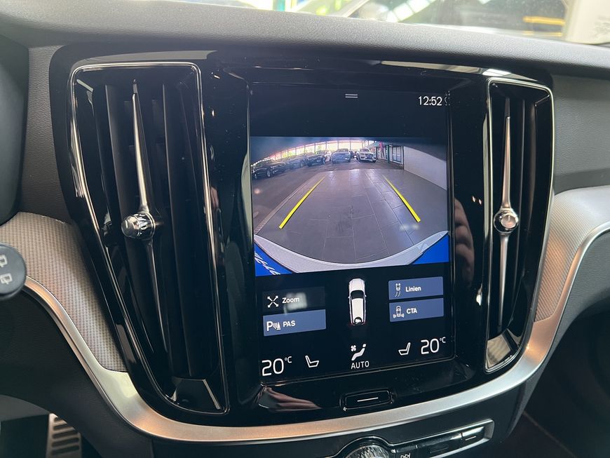 Volvo  T4  Aut PilotAssist BLIS Kamera Navi Voll-LED