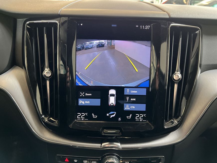 Volvo  Momentum Pro
