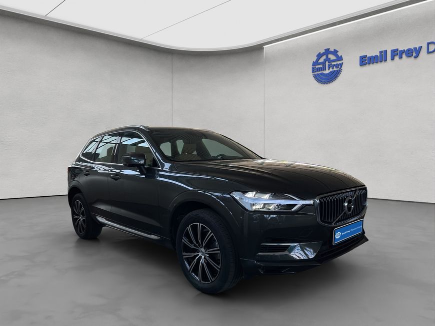 Volvo  T8 Twin-Engine AWD  Glasd PilotAssist