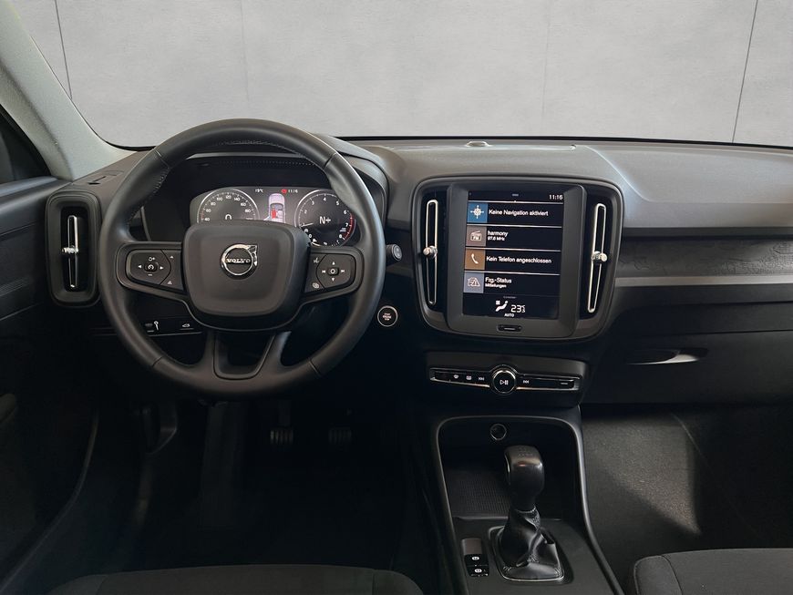 Volvo  Momentum Core