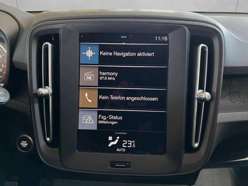 Volvo  Momentum Core