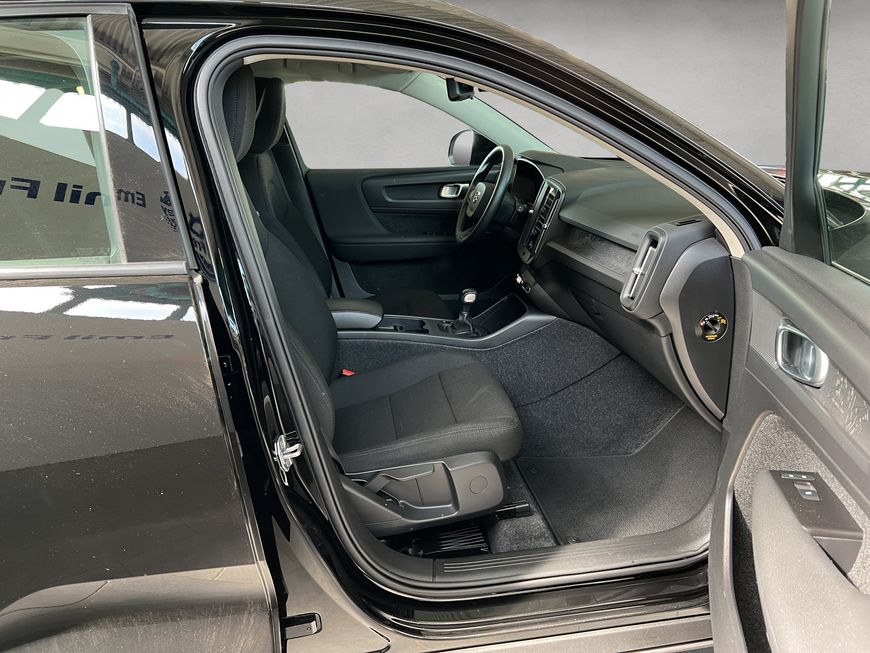 Volvo  Momentum Core