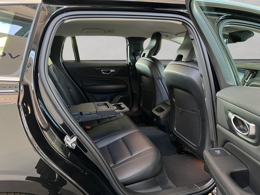 Volvo  D3  Aut Leder Navi LED Kamera PDCv+h