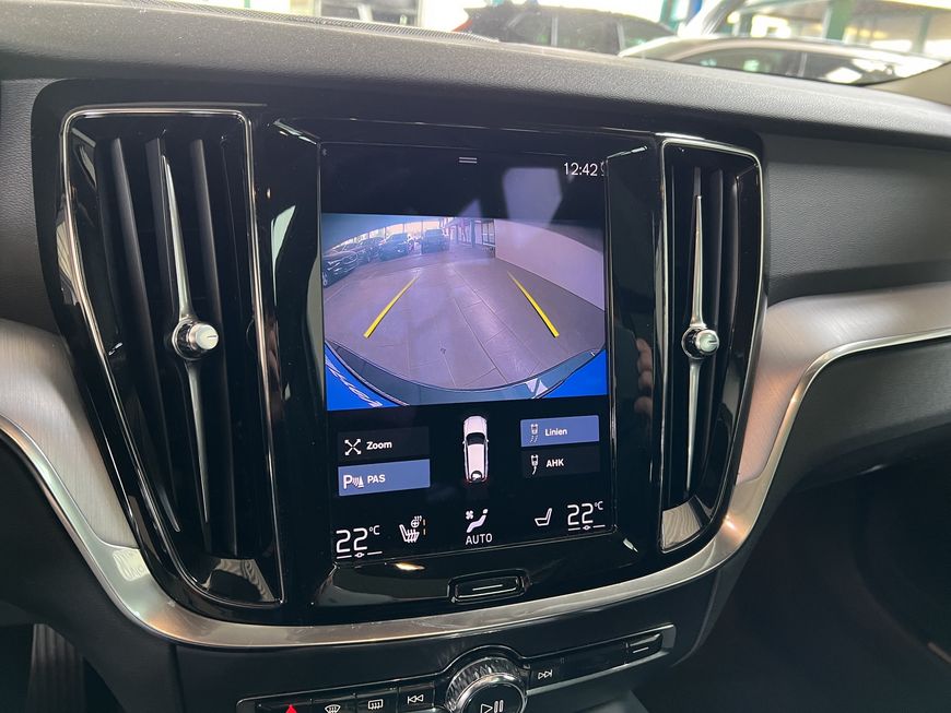 Volvo  Basis