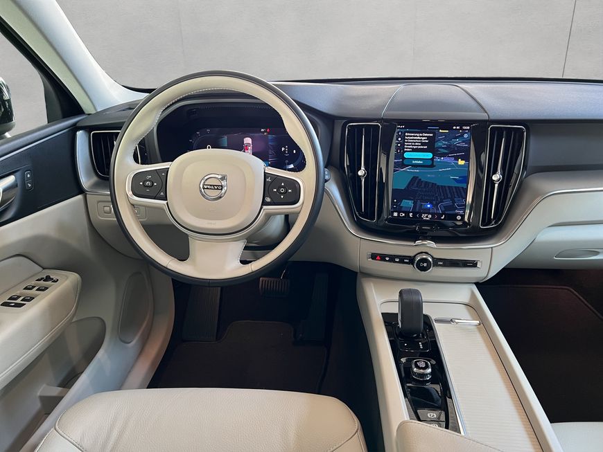 Volvo  Momentum Pro