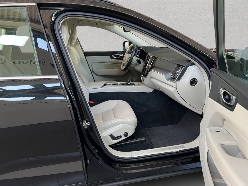 Volvo  Momentum Pro