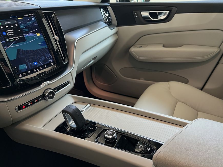 Volvo  Momentum Pro