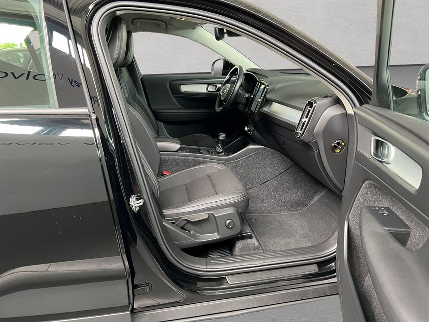 Volvo  Momentum Pro