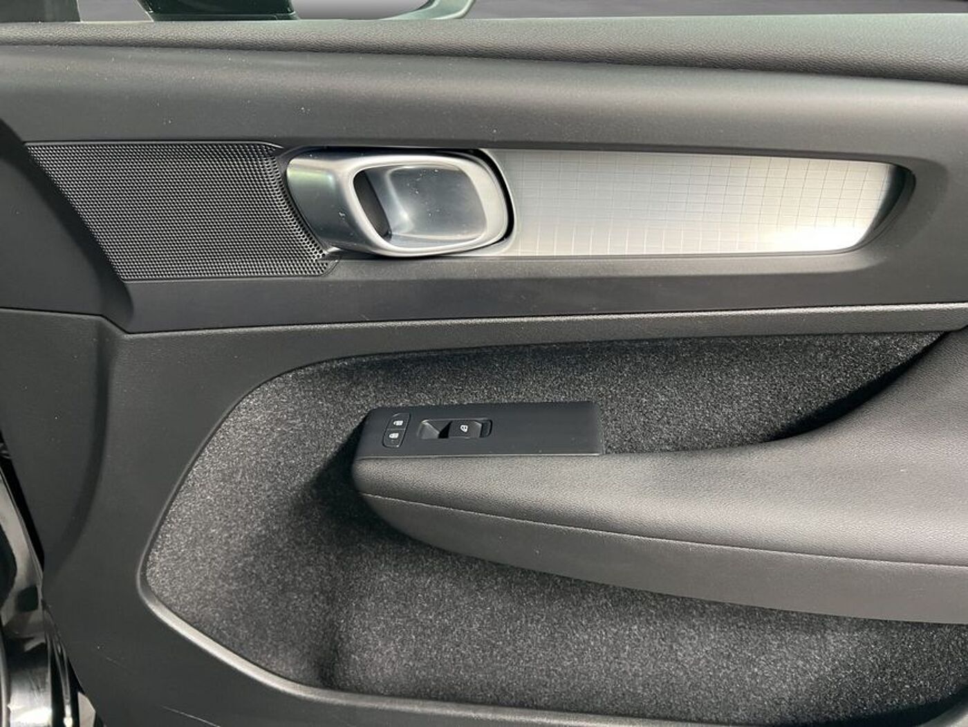 Volvo  Momentum Pro