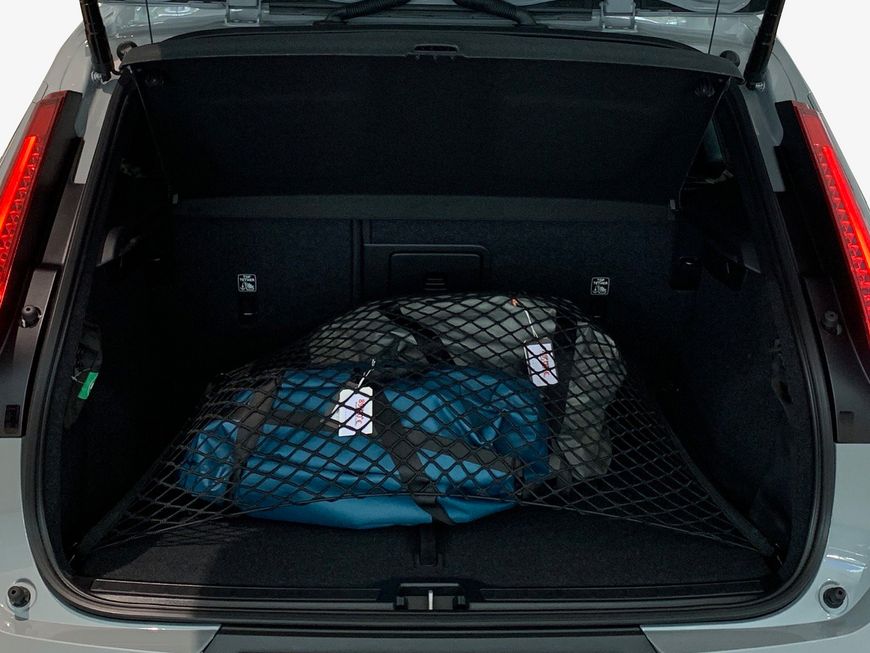 Volvo  Plus Dark
