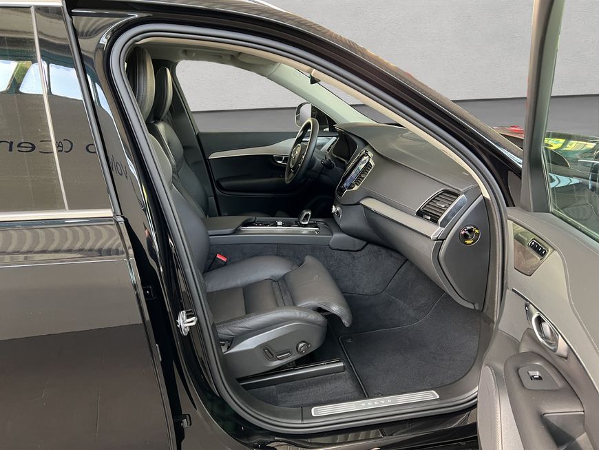 Volvo  Plus Bright