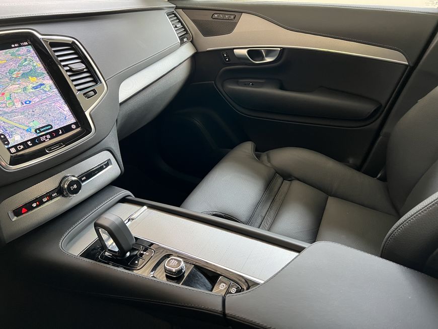 Volvo  Plus Bright