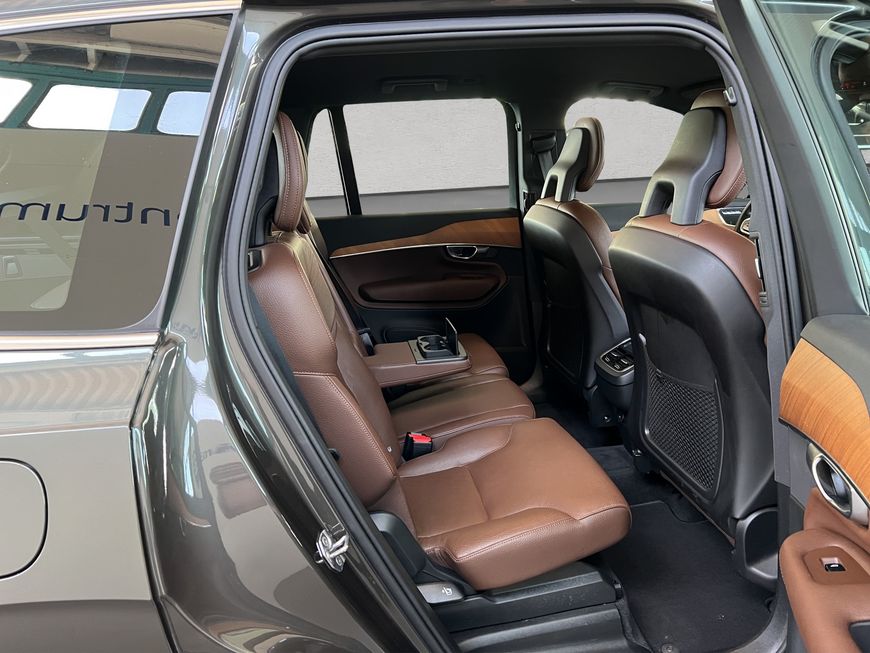 Volvo  Momentum Pro