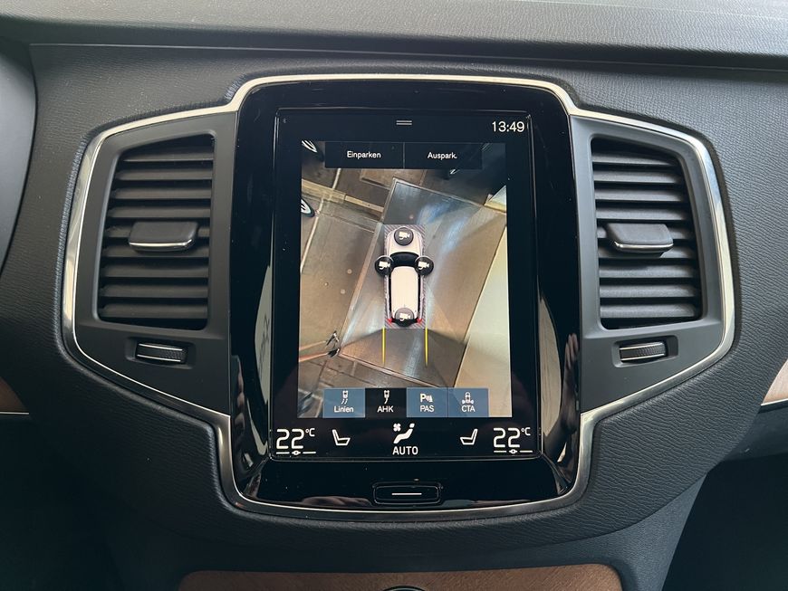 Volvo  Momentum Pro