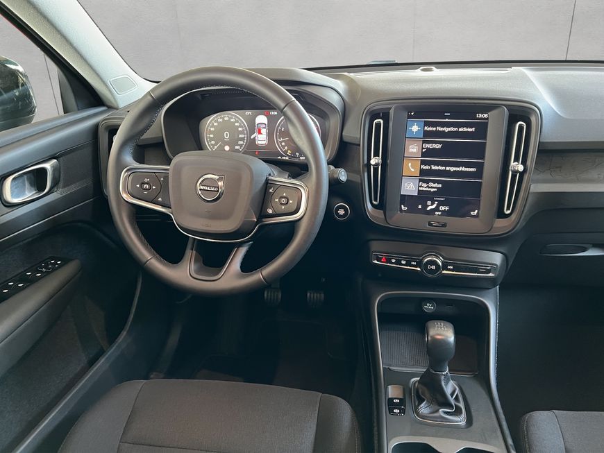 Volvo  Momentum Core