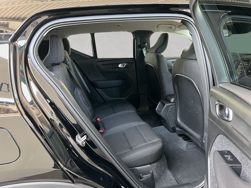 Volvo  Momentum Core