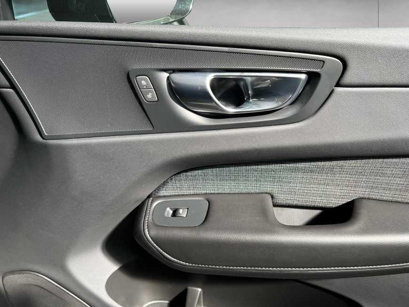 Volvo  Momentum Pro