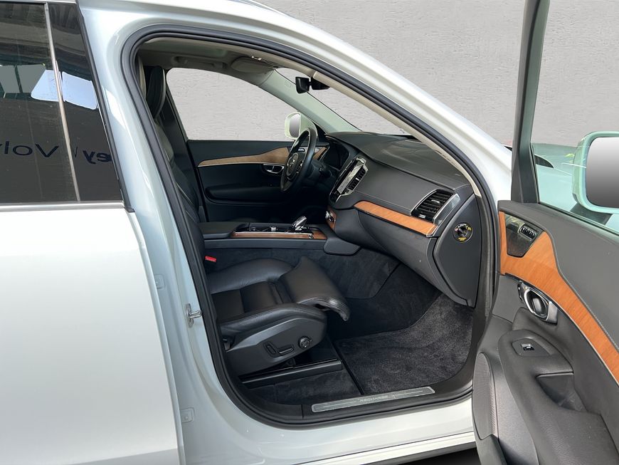 Volvo  Inscription Edition