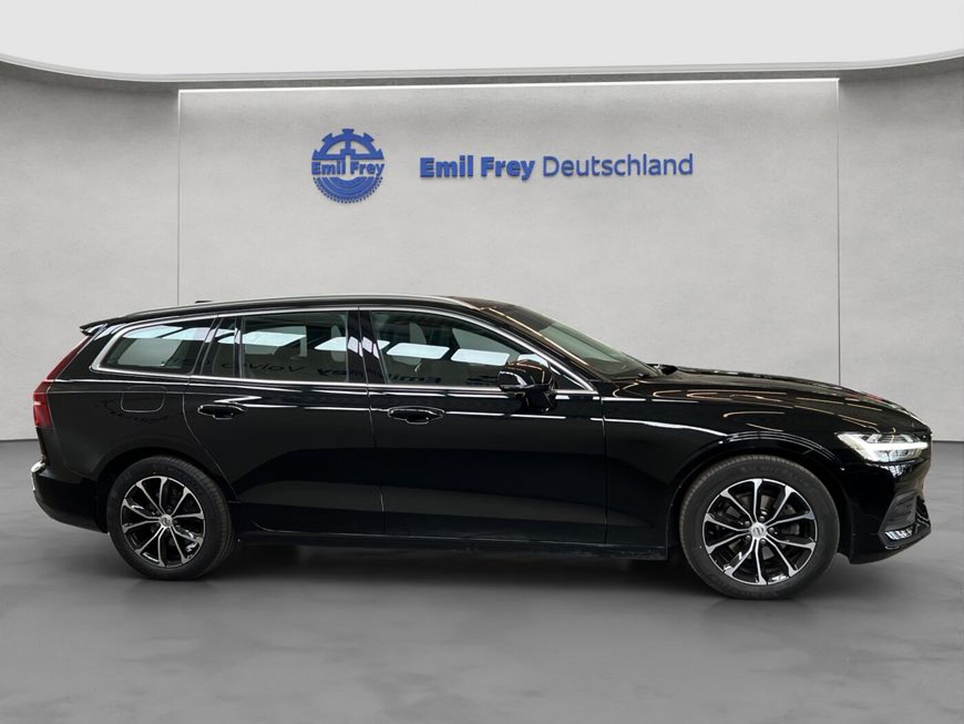 Volvo  Momentum Pro