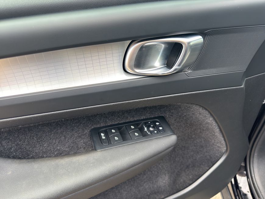 Volvo  Core