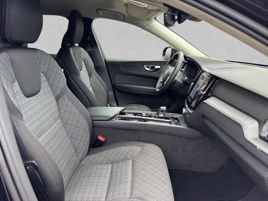 Volvo  Core