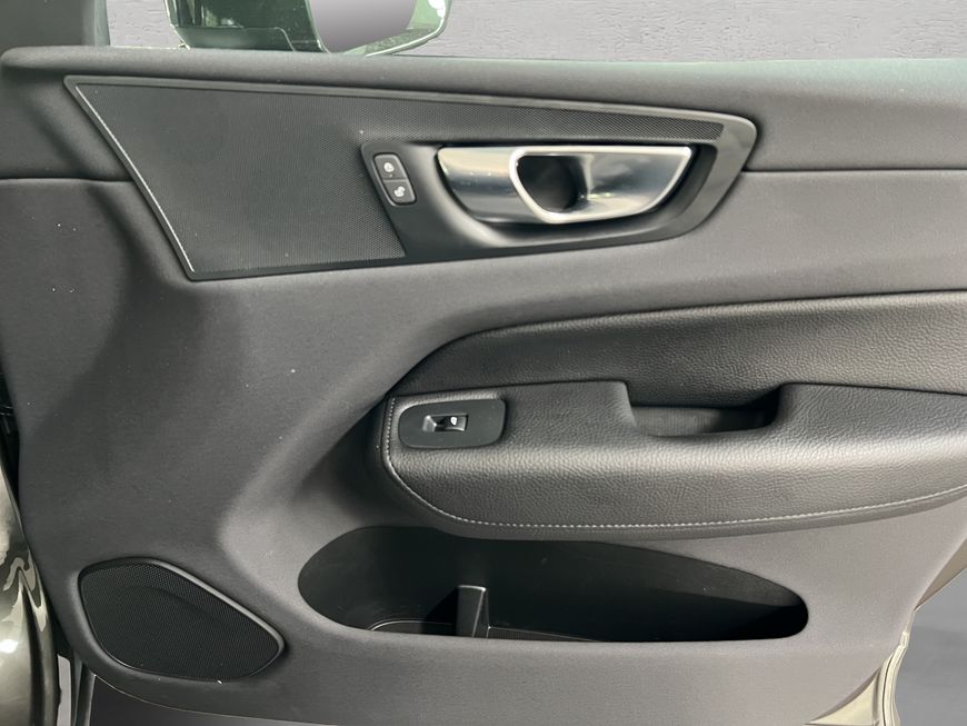 Volvo  Momentum Pro