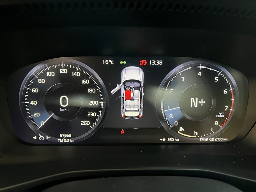 Volvo  Momentum Core