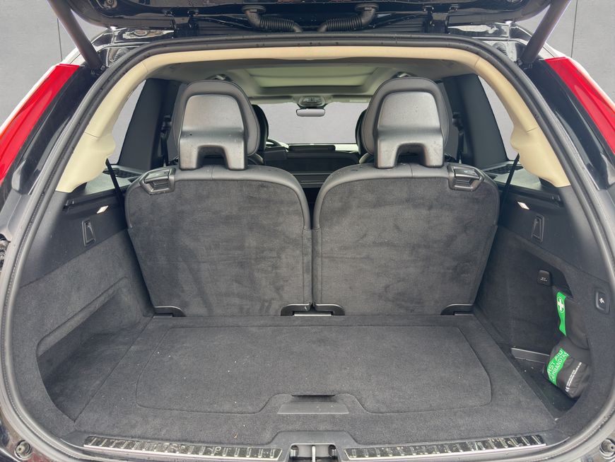 Volvo  Plus Bright