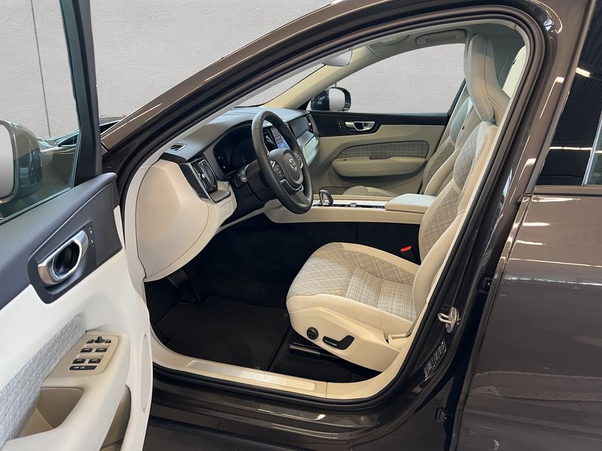 Volvo  Essential