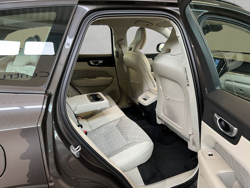 Volvo  Essential