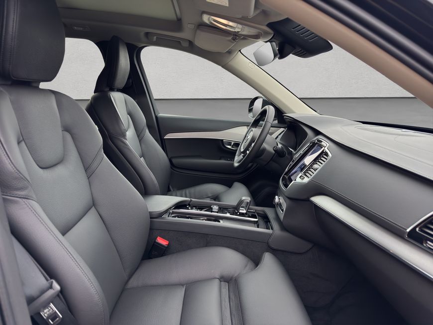 Volvo  Plus Bright