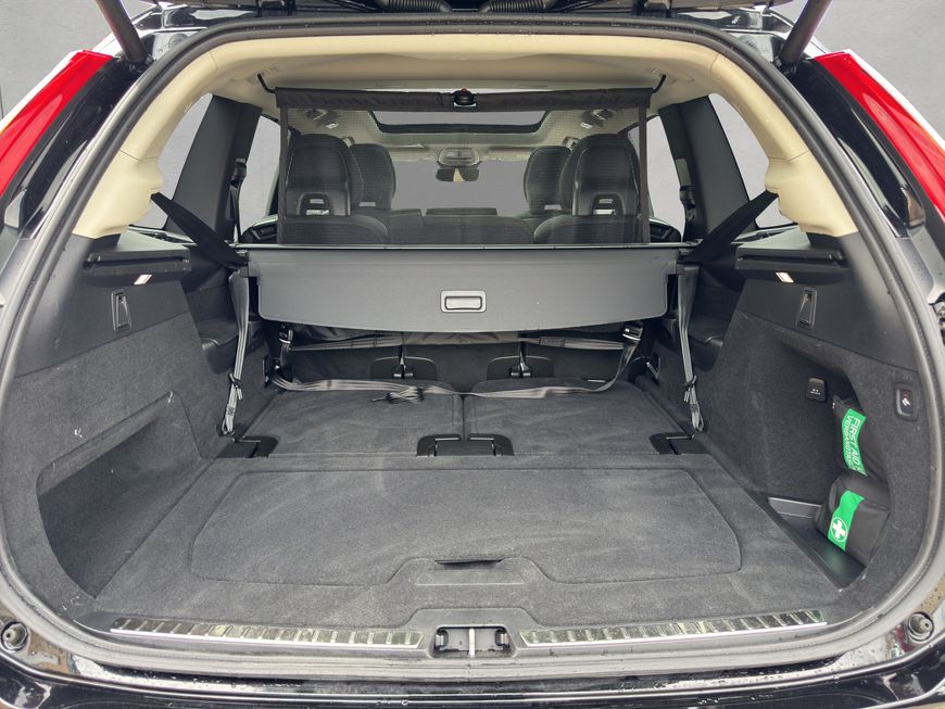 Volvo  Plus Bright