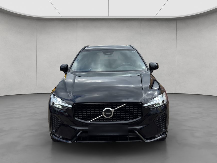 Volvo  Plus Dark