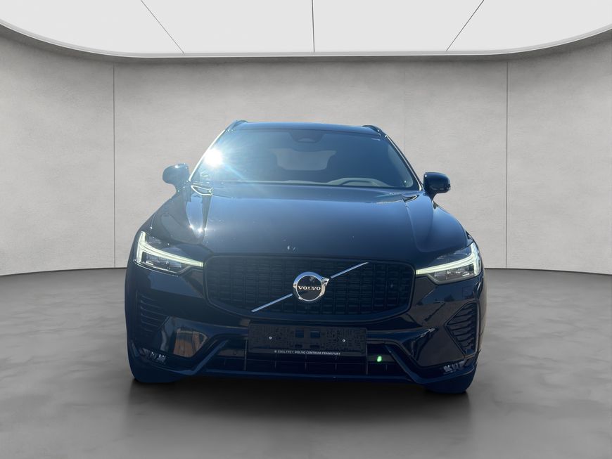Volvo  Plus Dark